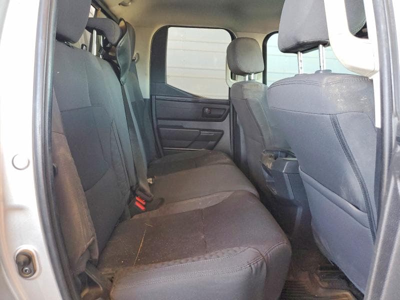 2024 TOYOTA TUNDRA SR 10