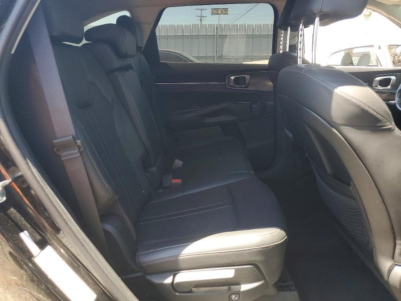 2024 KIA SORENTO S 11