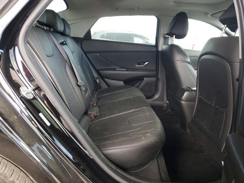 2022 HYUNDAI ELANTRA SE 4D SEDAN 10