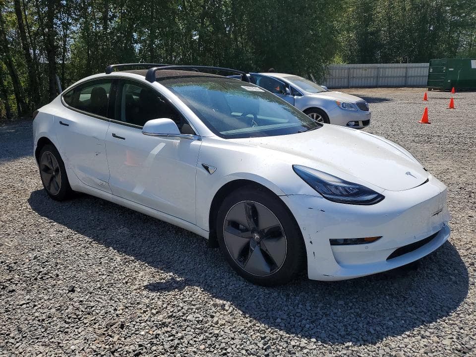 2018 TESLA MODEL 3 4