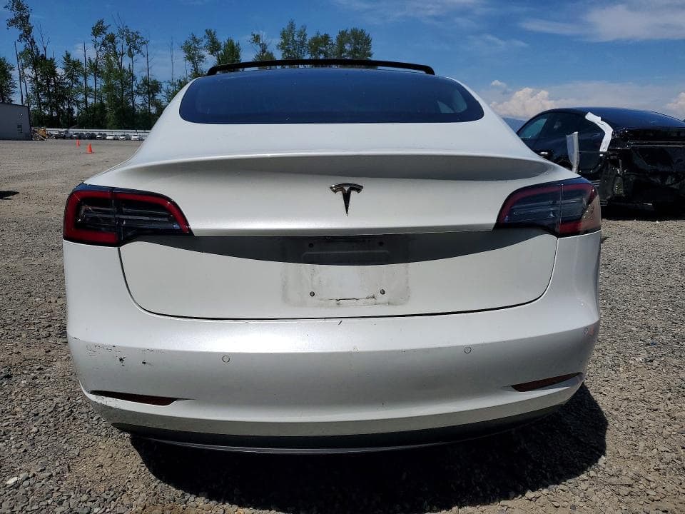 2018 TESLA MODEL 3 6