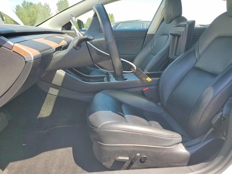 2018 TESLA MODEL 3 7