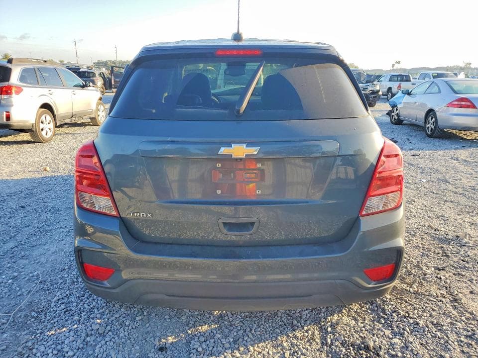 2021 CHEVROLET TRAX LS 6