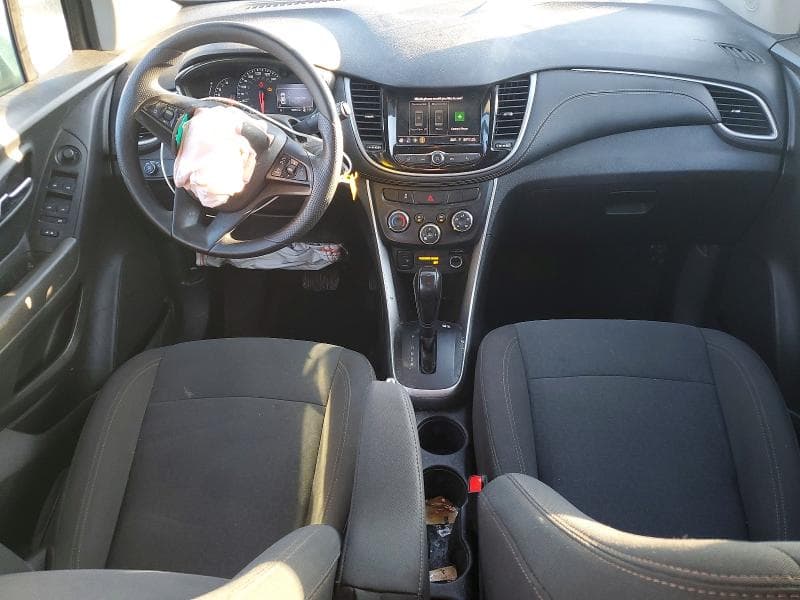 2021 CHEVROLET TRAX LS 8