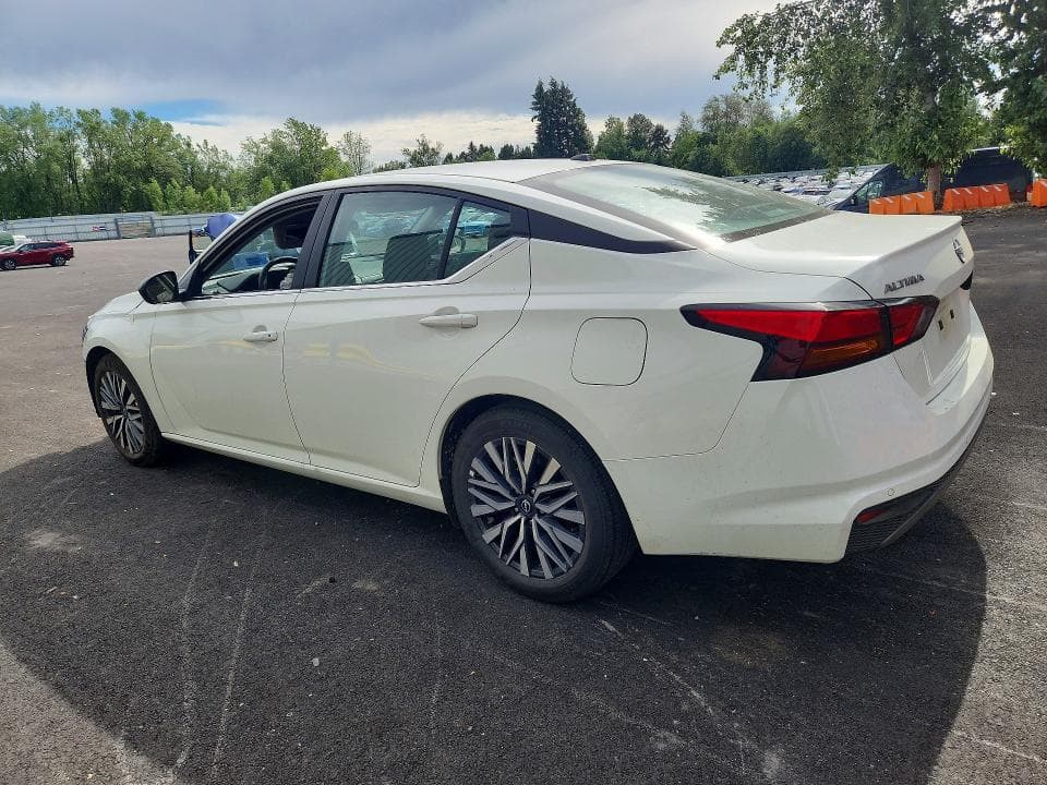 2026 NISSAN ALTIMA SV 2