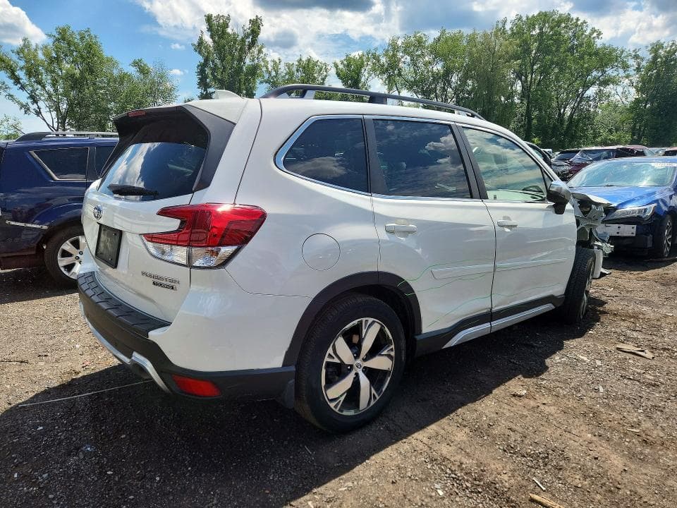 2021 SUBARU FORESTER TOURING 3