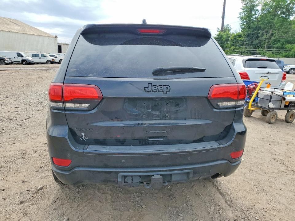 2017 JEEP GRAND CHEROKEE LAREDO 6
