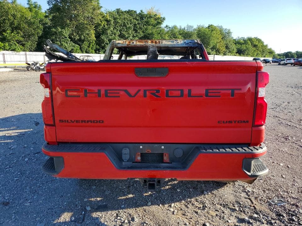 2020 CHEVROLET SILVERADO K1500 CUSTOM 6
