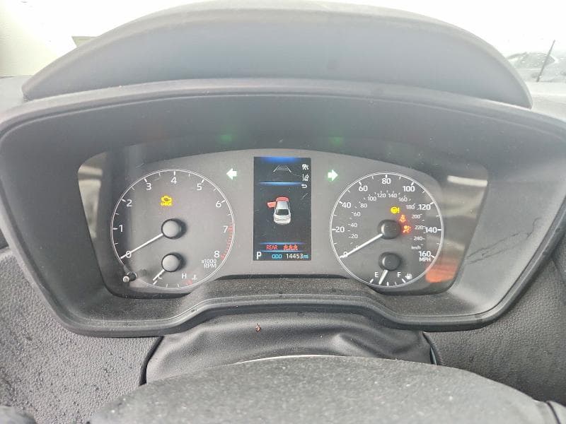 2024 TOYOTA COROLLA LE 9