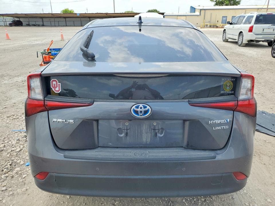 2021 TOYOTA PRIUS LIMITED 6