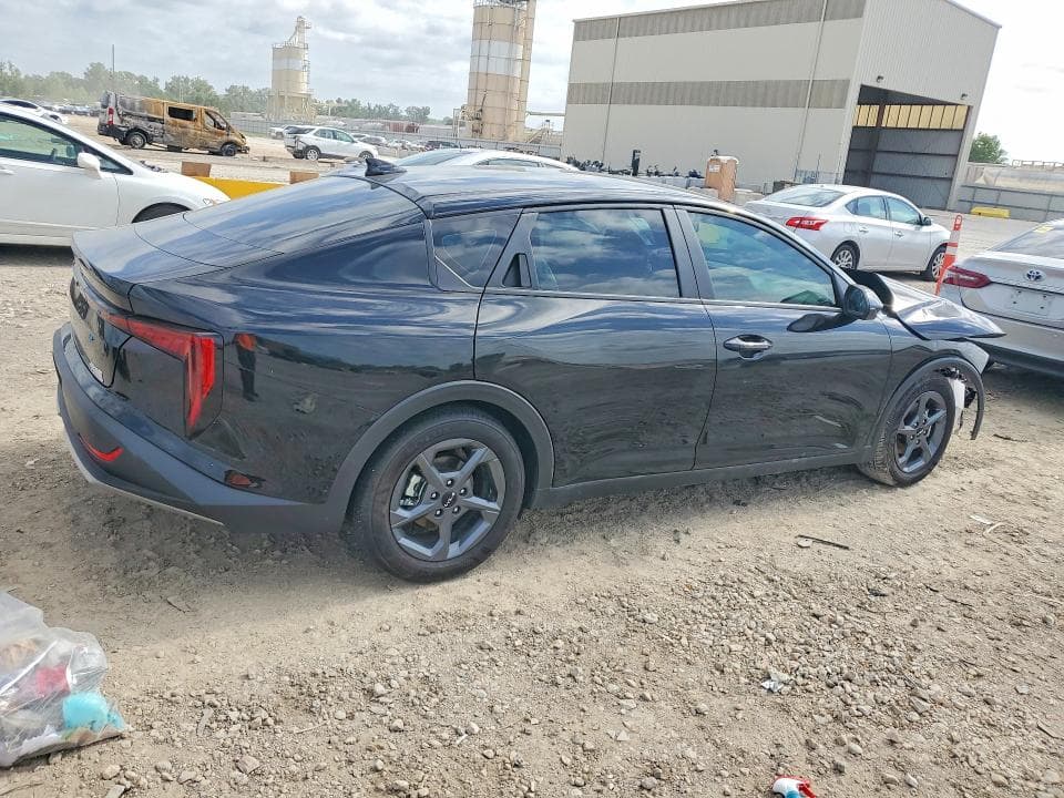 2025 KIA K4 LXS 3