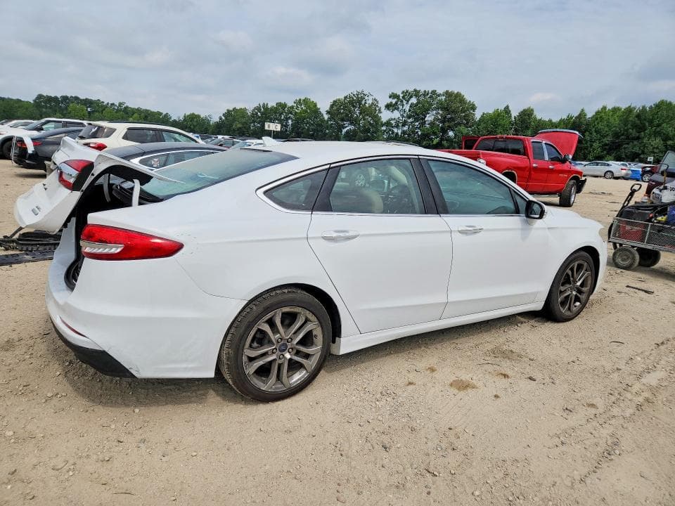 2019 FORD FUSION SEL 3