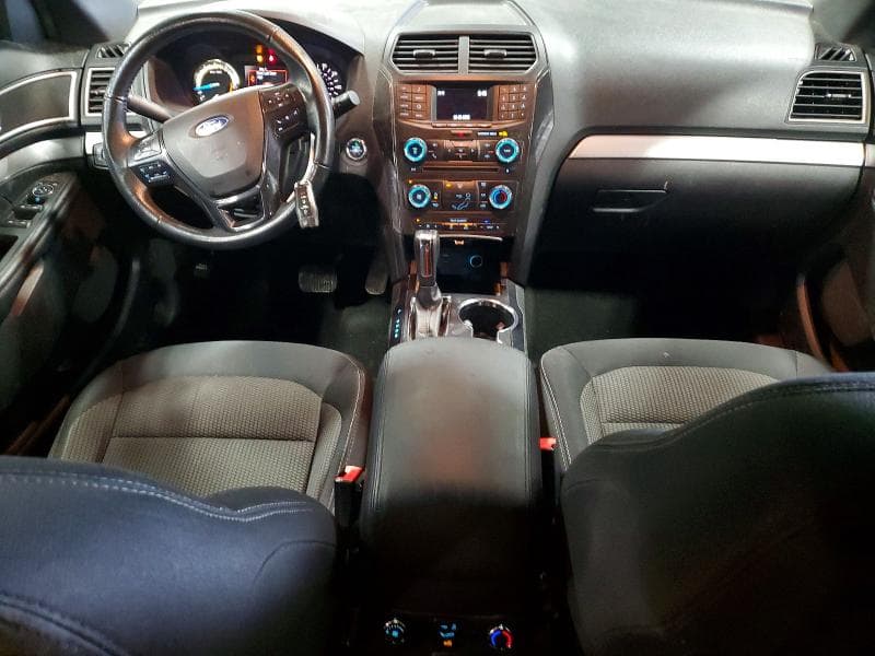 2017 FORD EXPLORER XLT XLT 8