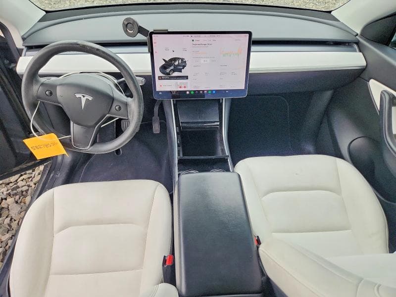 2021 TESLA MODEL Y 8
