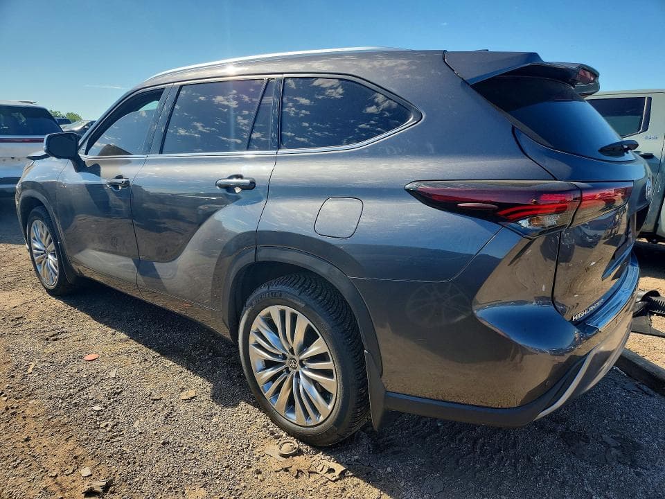 2024 TOYOTA HIGHLANDER PLATINUM 2