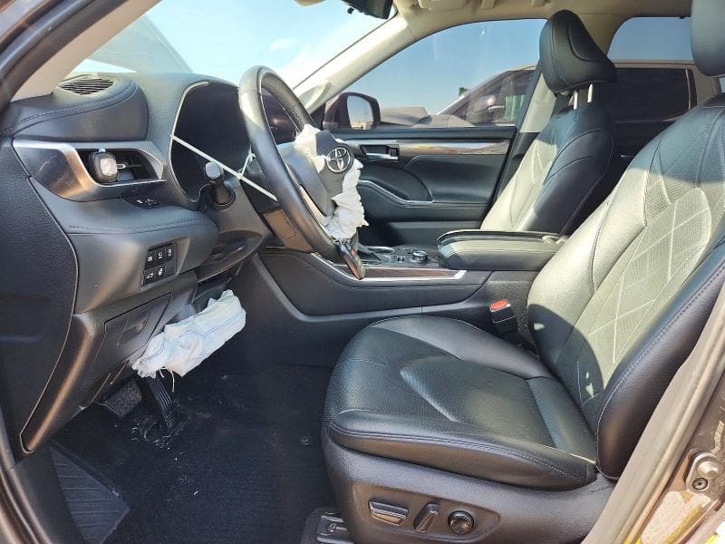 2024 TOYOTA HIGHLANDER PLATINUM 7