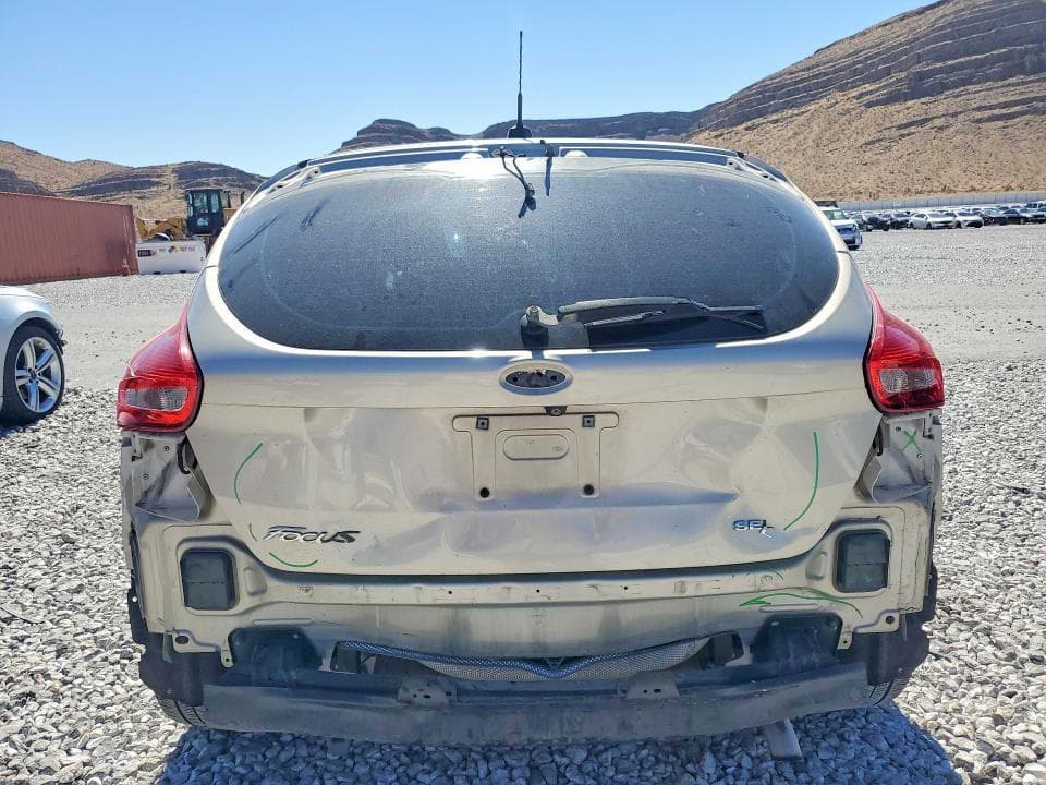 2017 FORD FOCUS SEL 6