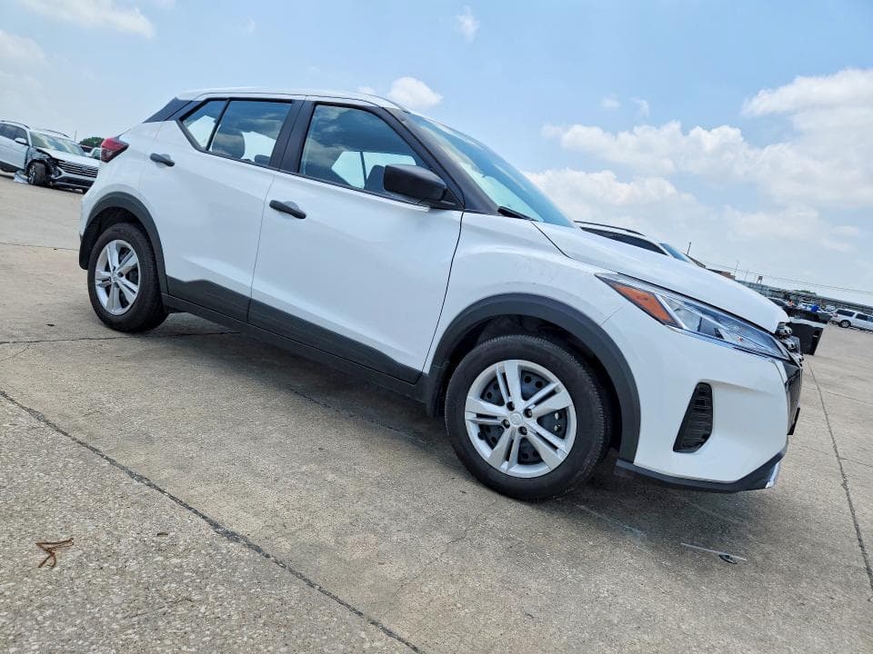 2025 NISSAN KICKS PLAY S S 4