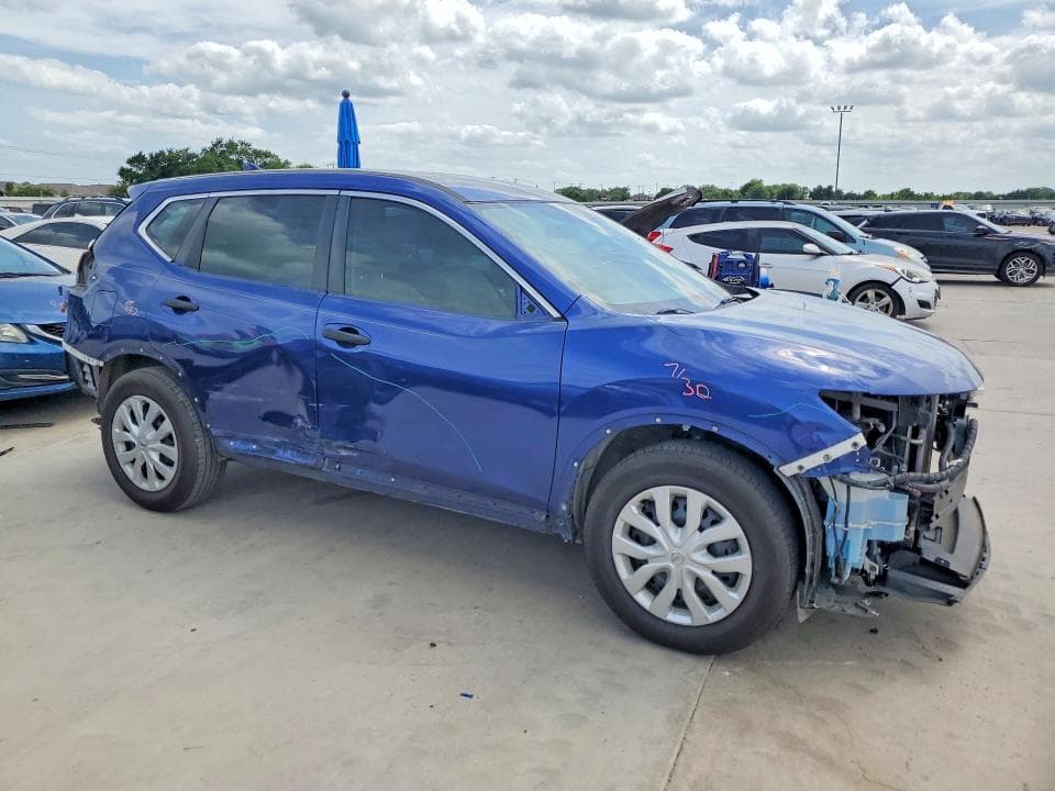 2017 NISSAN ROGUE S 4