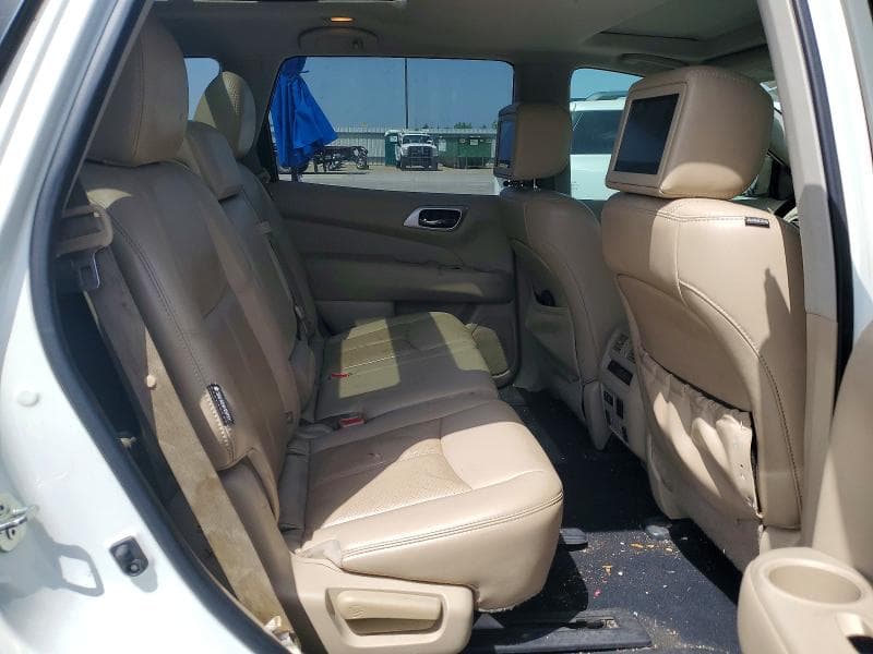 2019 NISSAN PATHFINDER PLATINUM PLATINUM 11