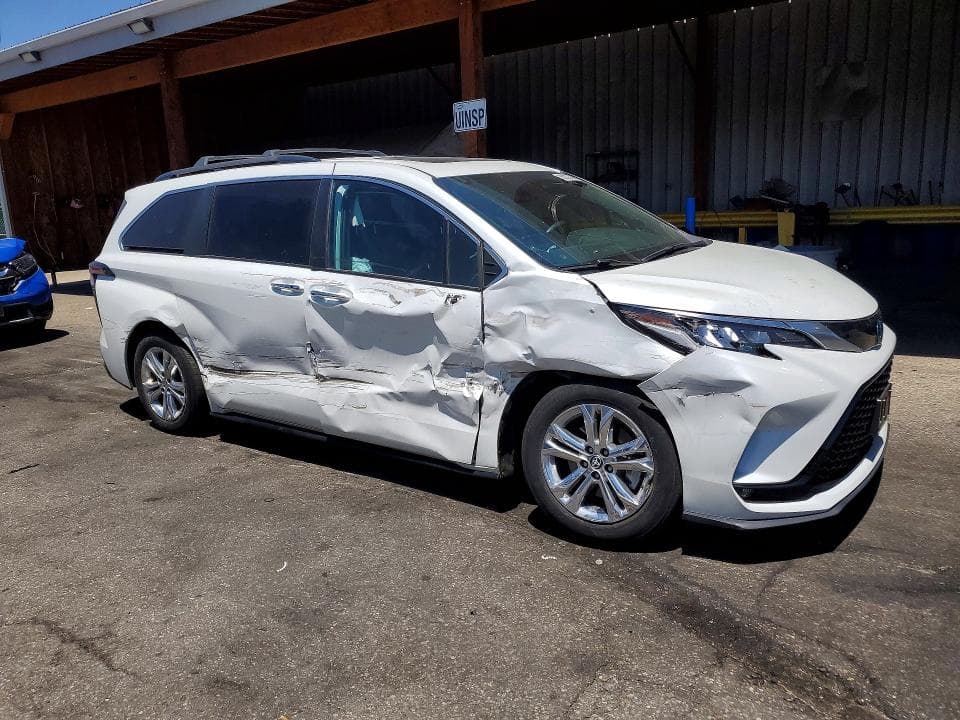 2023 TOYOTA SIENNA 25TH ANNIVERSARY EDITION 25TH ANNIVERSARY EDITION 4