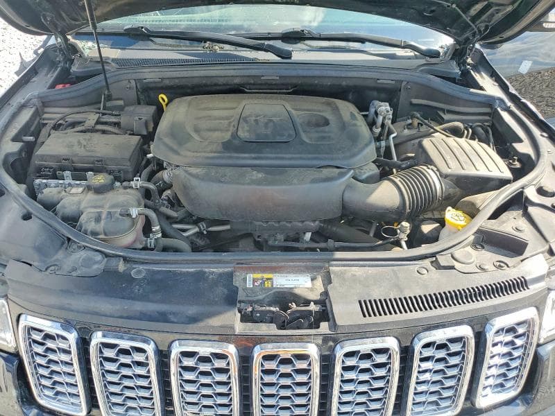 2019 JEEP GRAND CHEROKEE OVERLAND 11