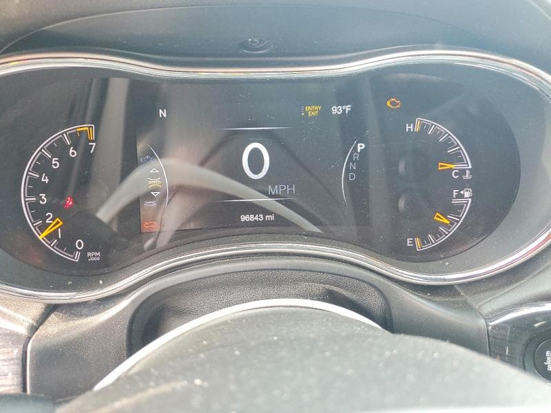 2019 JEEP GRAND CHEROKEE OVERLAND 9