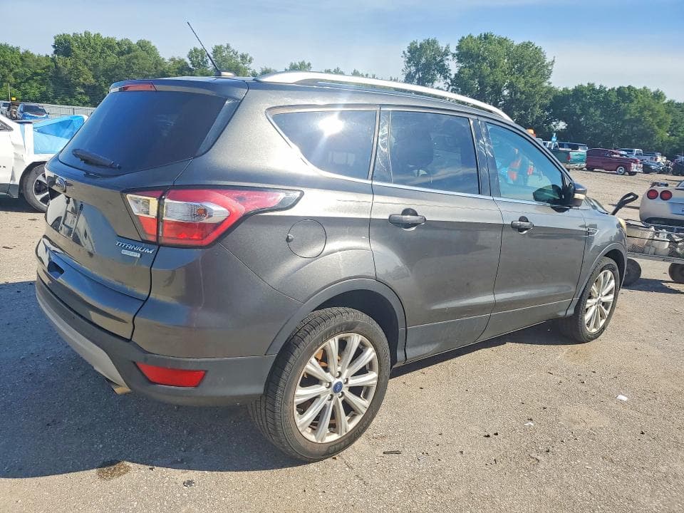 2017 FORD ESCAPE TITANIUM 3