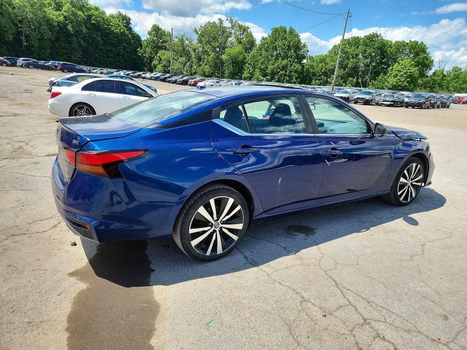 2020 NISSAN ALTIMA SR 3