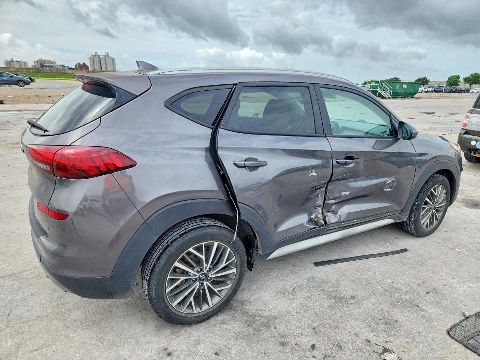 2020 HYUNDAI TUCSON SEL 3