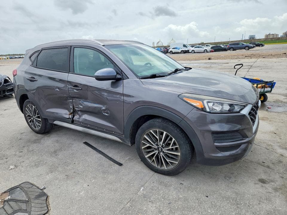 2020 HYUNDAI TUCSON SEL 4