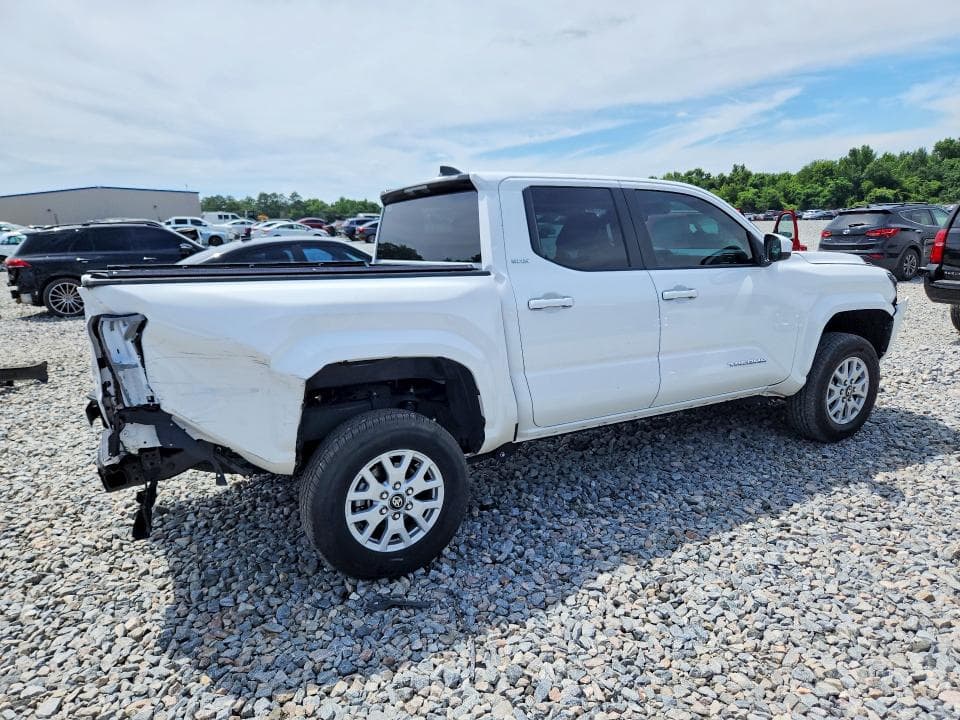2024 TOYOTA TACOMA SR5 3