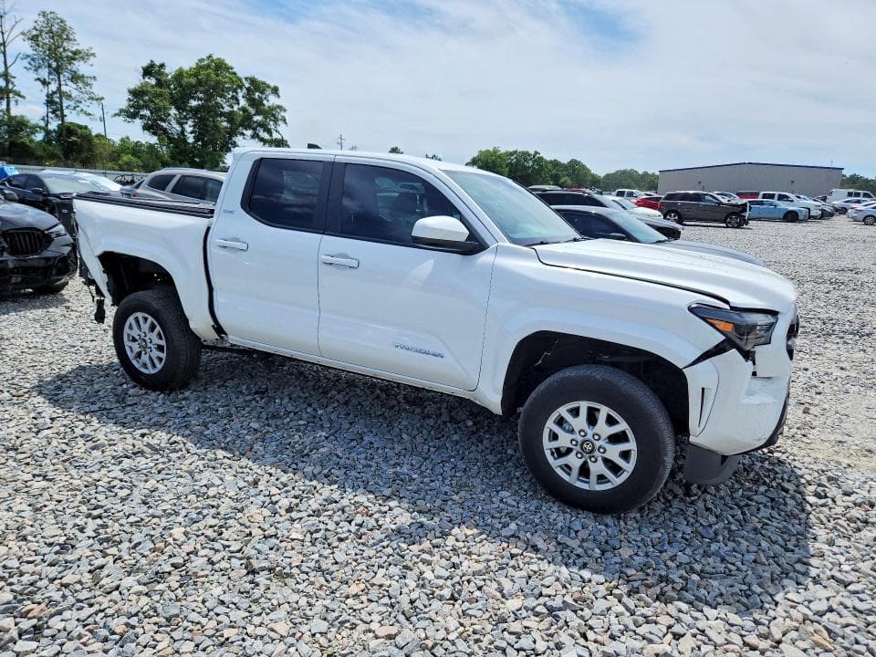 2024 TOYOTA TACOMA SR5 4