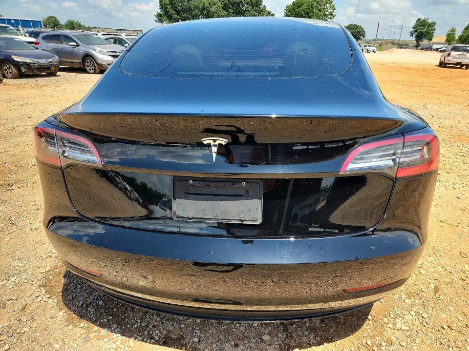 2023 TESLA MODEL 3 6