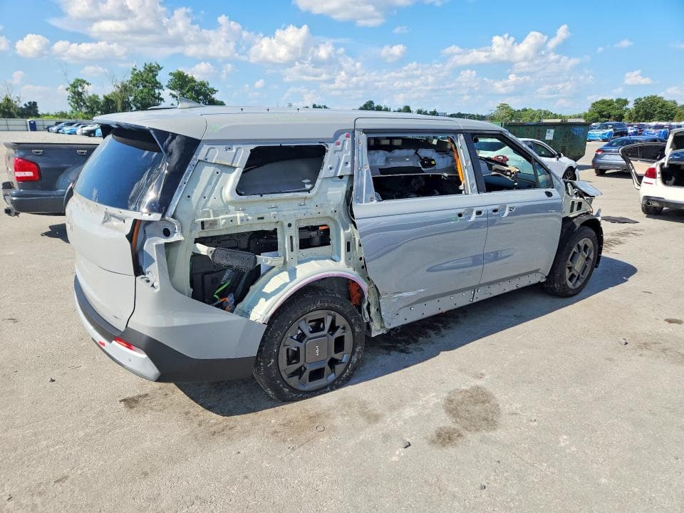 2026 KIA CARNIVAL EX 3