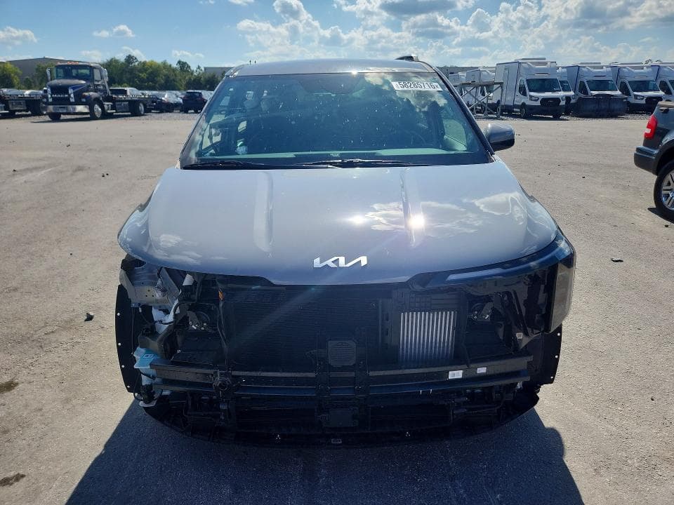 2026 KIA CARNIVAL EX 5