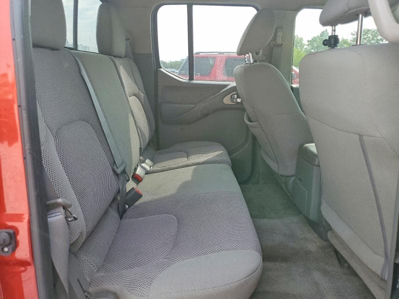 2018 NISSAN FRONTIER SV 10