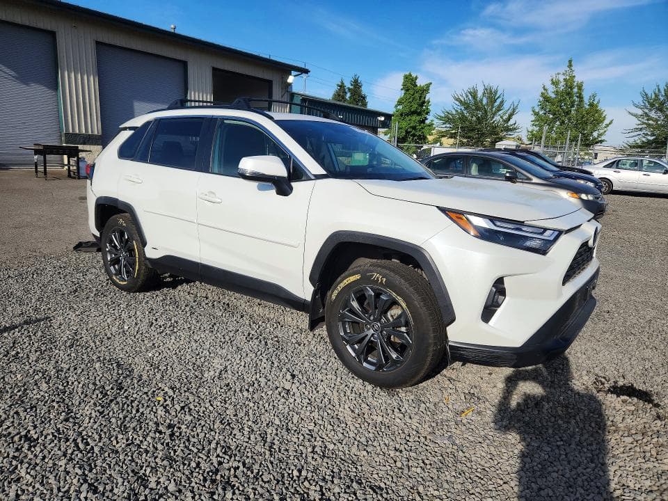 2022 TOYOTA RAV4 XLE PREMIUM XLE PREMIUM 4