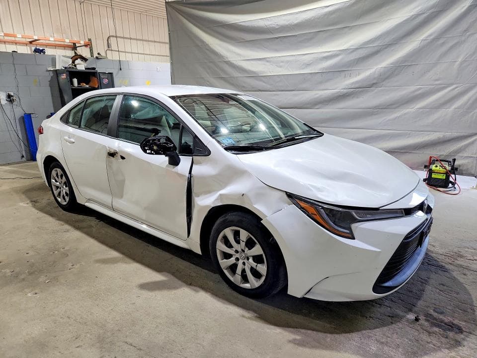 2025 TOYOTA COROLLA LE 4