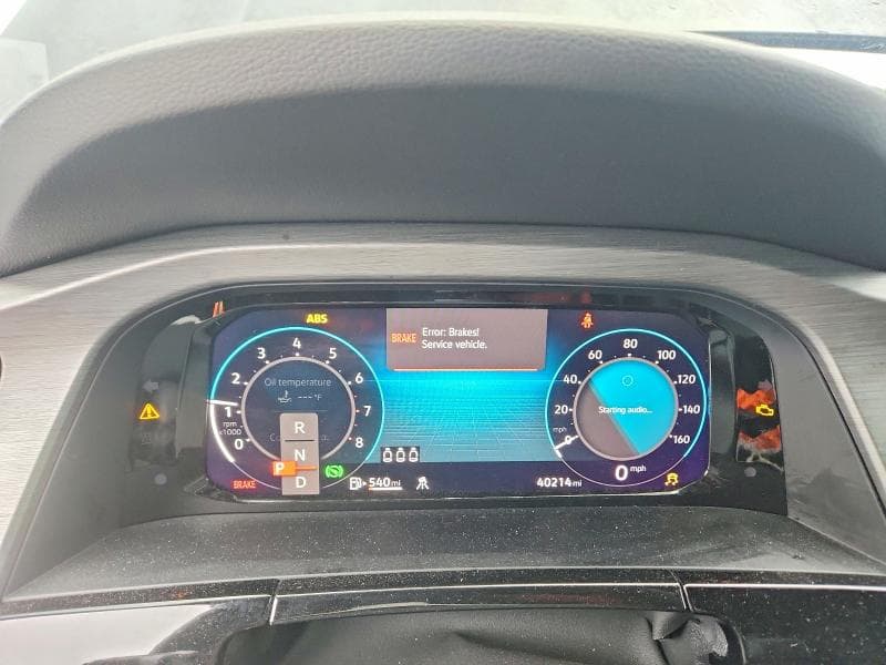 2024 VOLKSWAGEN ATLAS CROSS SPORT SE 9