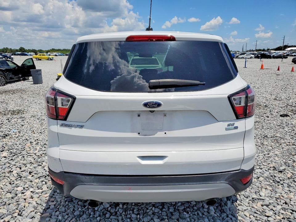 2017 FORD ESCAPE SE 6