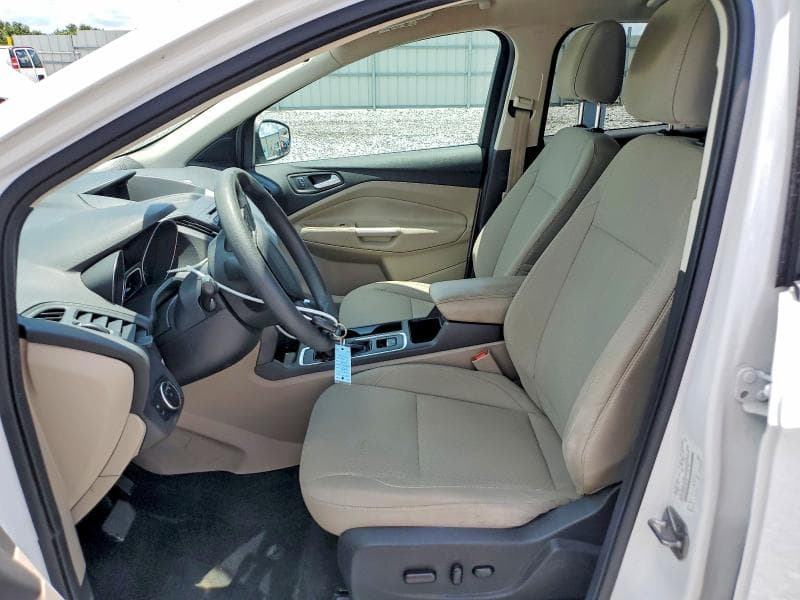 2017 FORD ESCAPE SE 7
