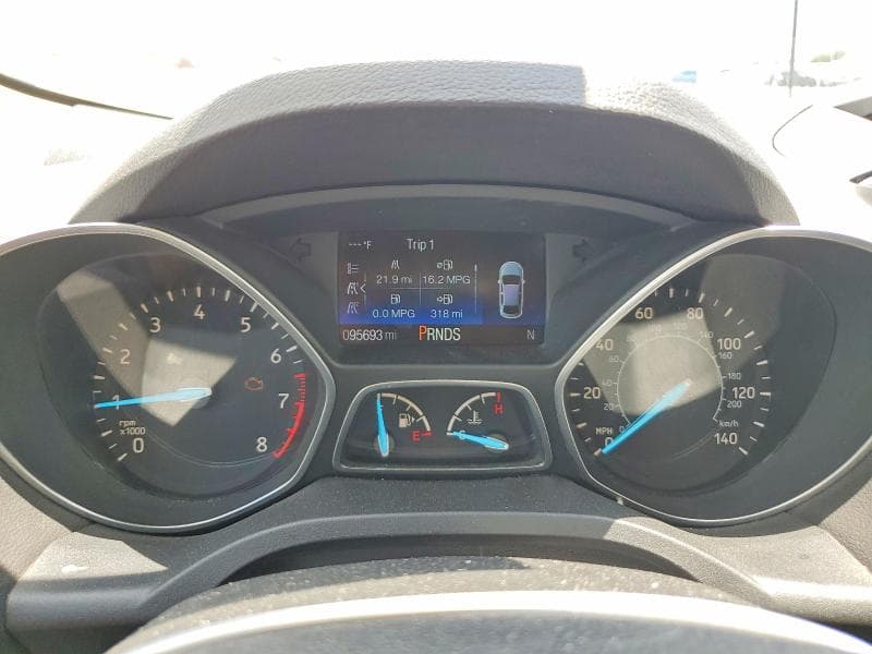 2017 FORD ESCAPE SE 9