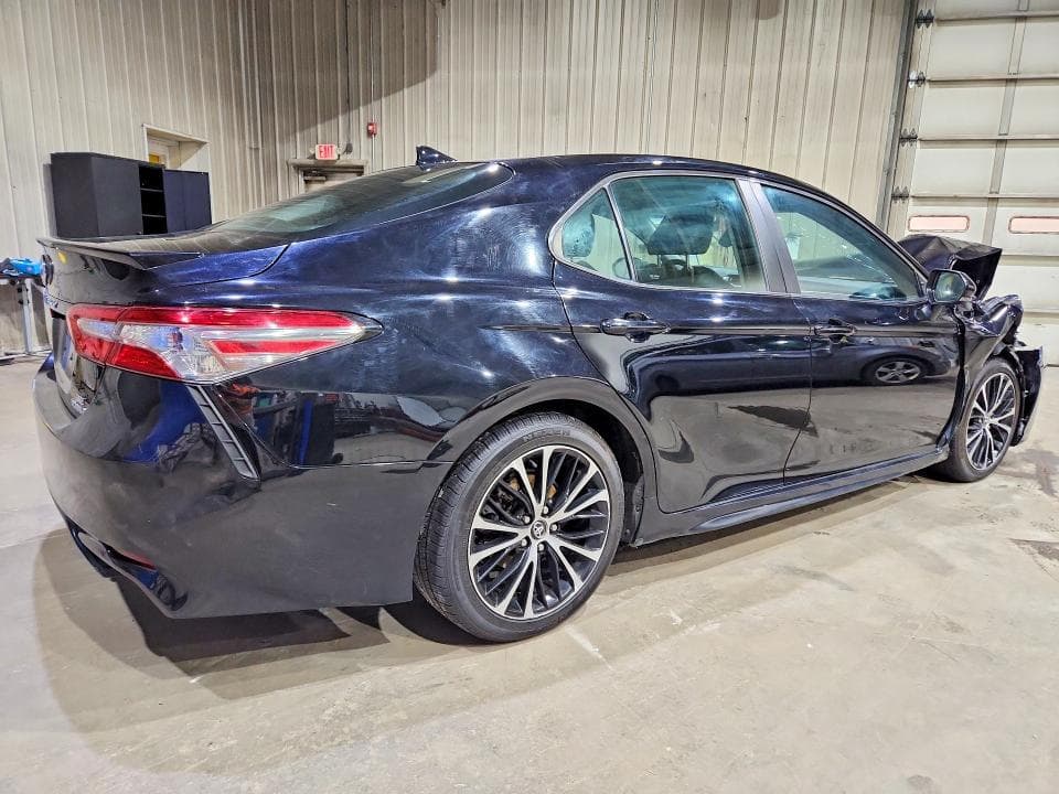 2018 TOYOTA CAMRY HYBRID SE SE 3