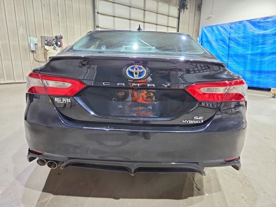 2018 TOYOTA CAMRY HYBRID SE SE 6