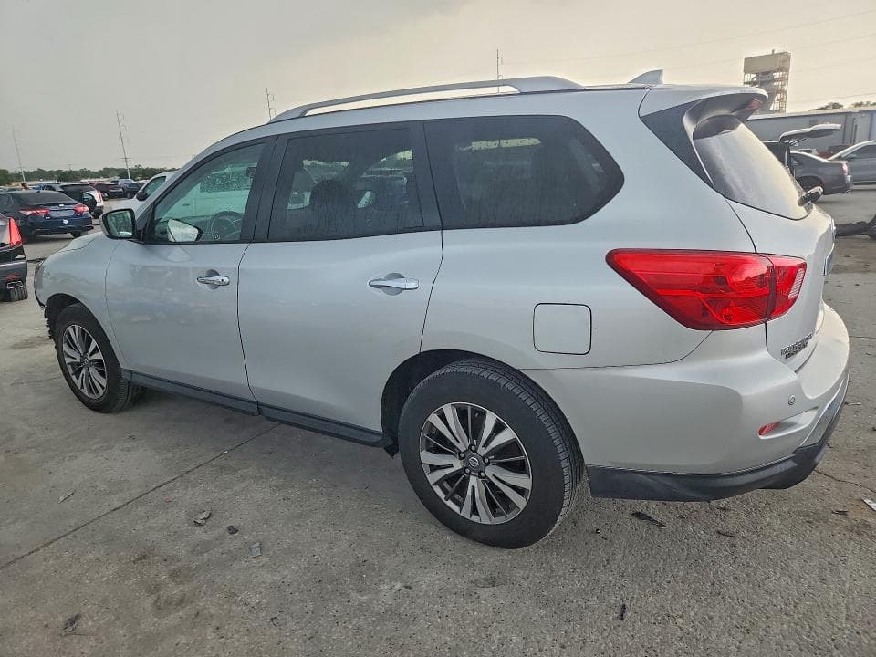 2019 NISSAN PATHFINDER SV 2