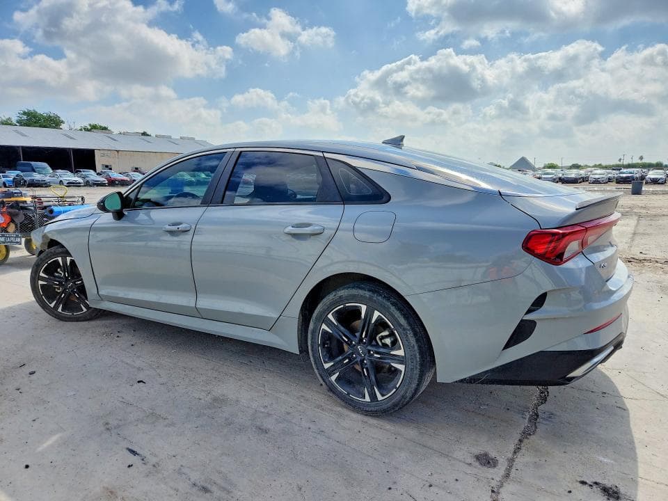 2022 KIA K5 GT LINE 2