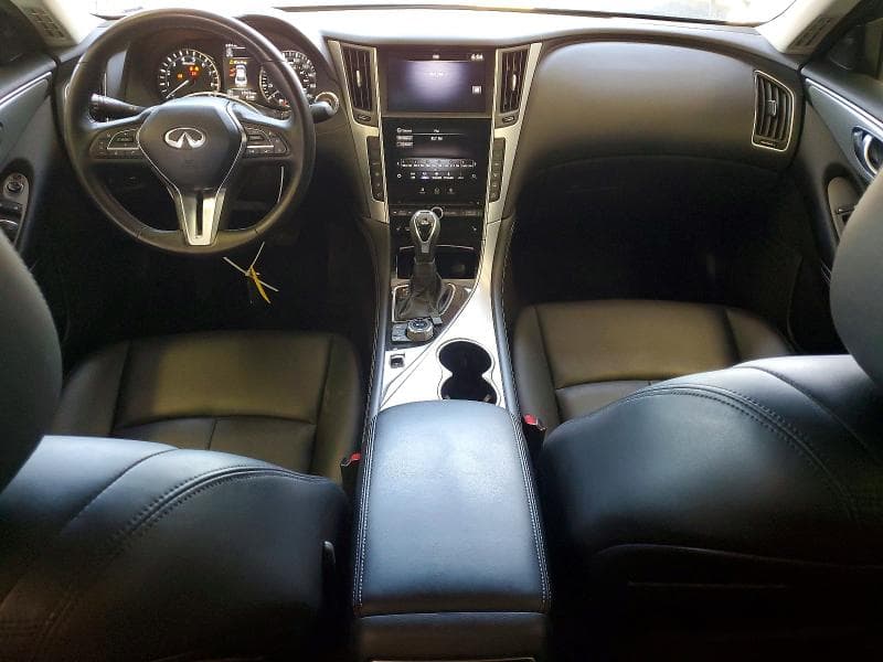 2021 INFINITI Q50 LUXE 9