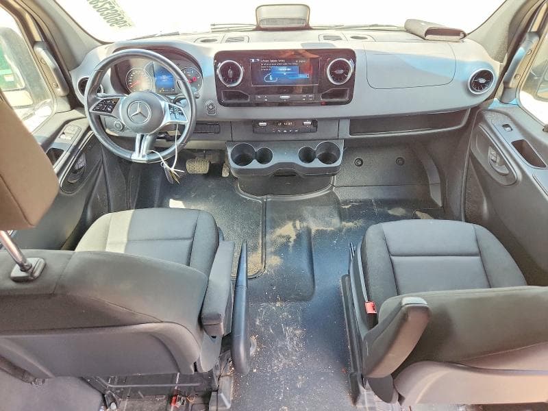 2025 MERCEDES-BENZ SPRINTER 2500 2500 8