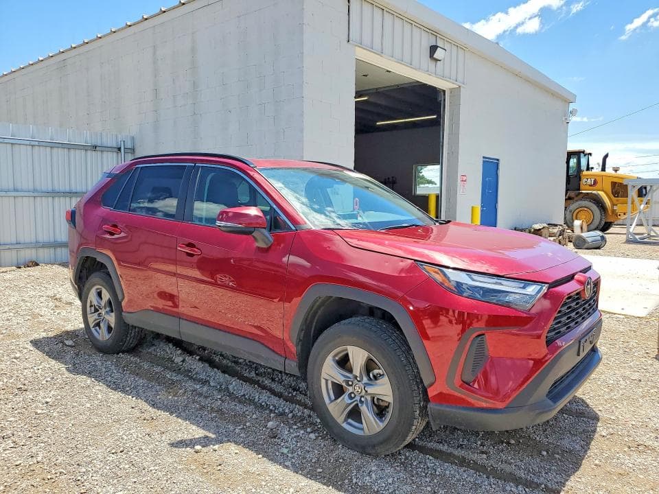 2024 TOYOTA RAV4 XLE XLE 4